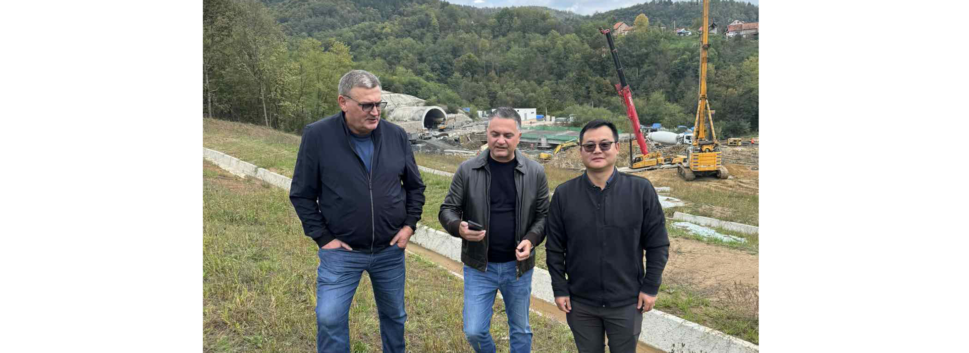 В.Д ДИРЕКТОРА ЗОРАН ДРОБЊАК СВАКОГ ВИКЕНДА СА САРАДНИЦИМА НА ТЕРЕНУ